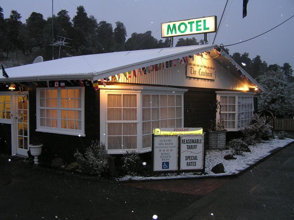 Coachman Motel Таихапе Екстериор снимка