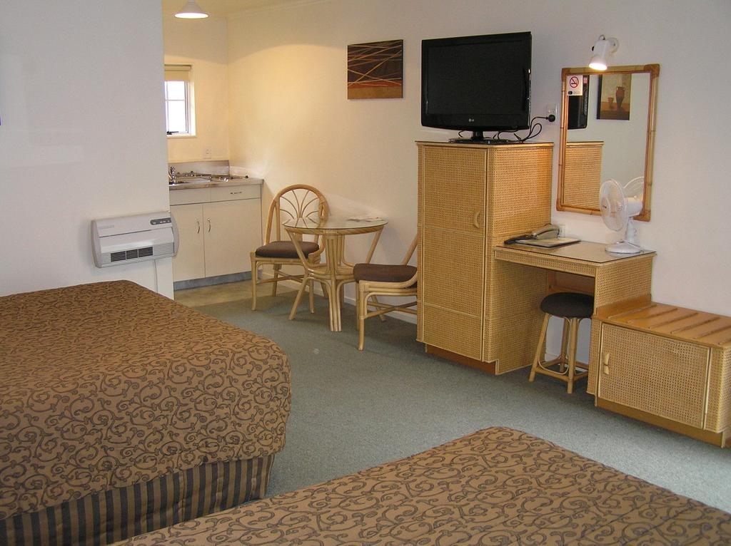 Coachman Motel Таихапе Стая снимка