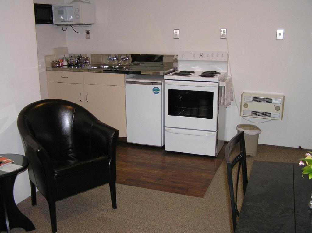 Coachman Motel Таихапе Екстериор снимка