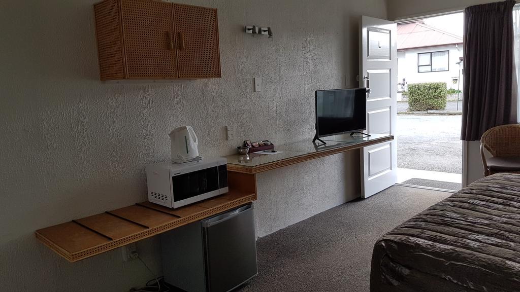 Coachman Motel Таихапе Екстериор снимка