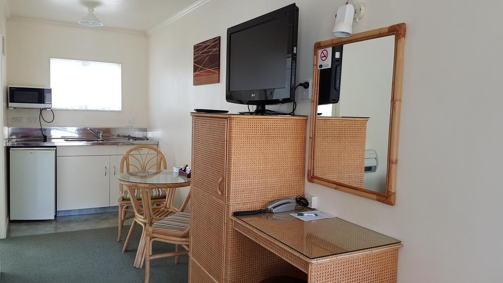 Coachman Motel Таихапе Екстериор снимка
