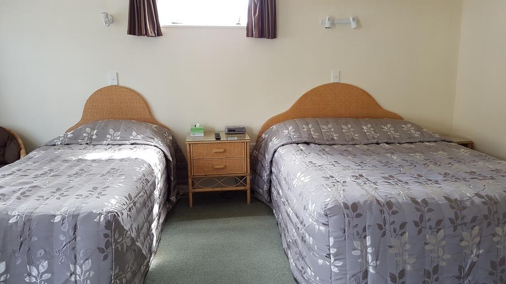 Coachman Motel Таихапе Екстериор снимка